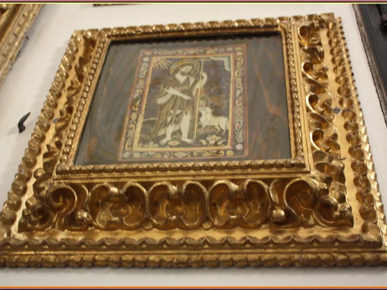 Skyrocketing gold prices following Trump's tariffs announced