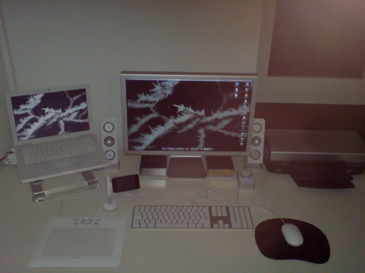 Expanded Screen Space on Aura Triple Aero 15.6 Pro Max Portable Monitor: An In-depth Assessment of...