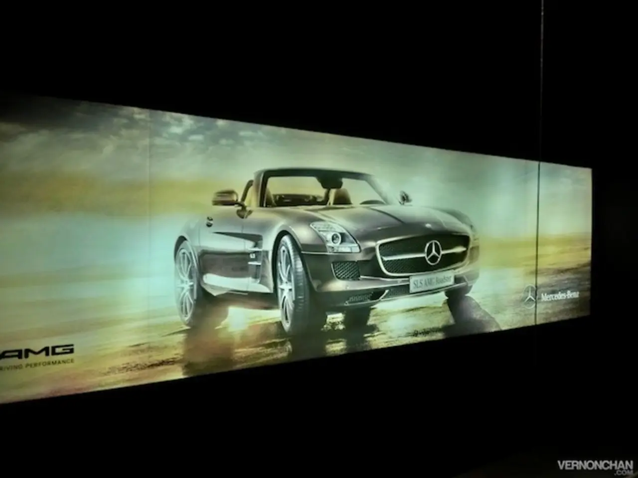 32-inch 4K QD-OLED Dell Monitor Reviews: Impressive Gaming Affordability Highlighted