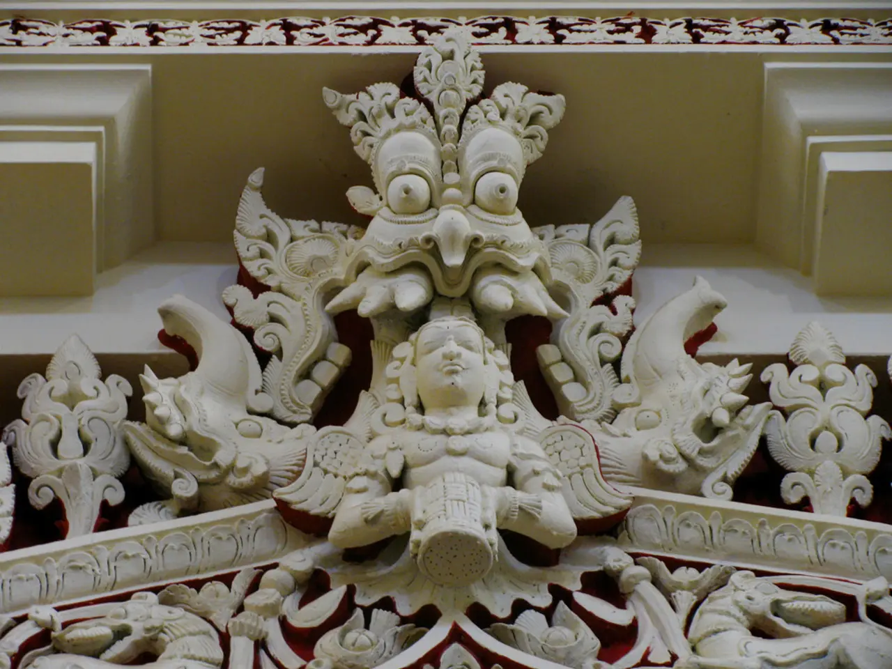 Artwork showcase at Munich's Kunsthalle by PC