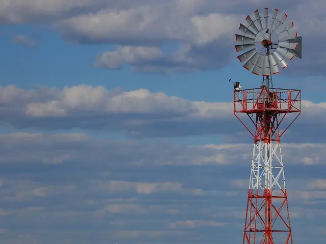 Rapid Chinese laser outpacing Starlink significantly advances satellite communication technology.