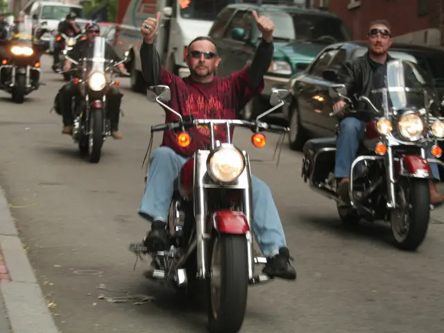 Electronic Prisoner Transport Vehicle Undergoes Testing in North Rhine-Westphalia