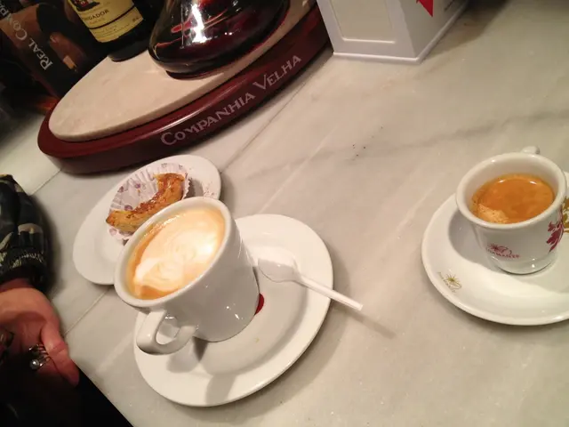 Neural Circuits Distinguish Between 'Items' and 'Objects' in the Brain