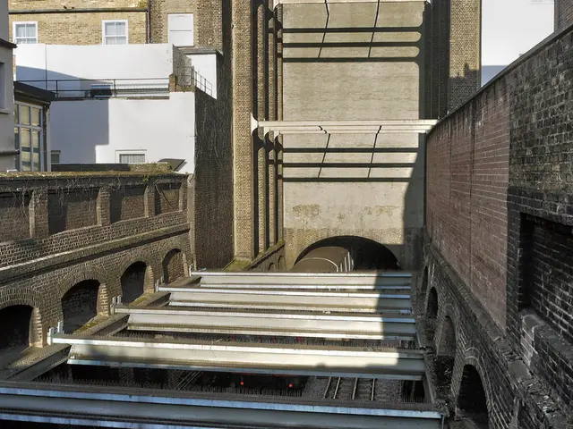 Contemplating a personally-managed tunnel as a means to abolish traffic congestion in Toronto