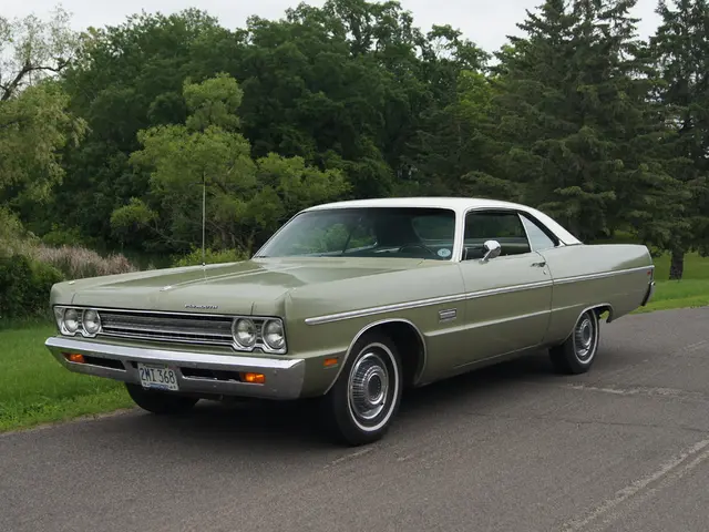 Green Party contender Özdemir discusses the sustainability of car manufacturing in...