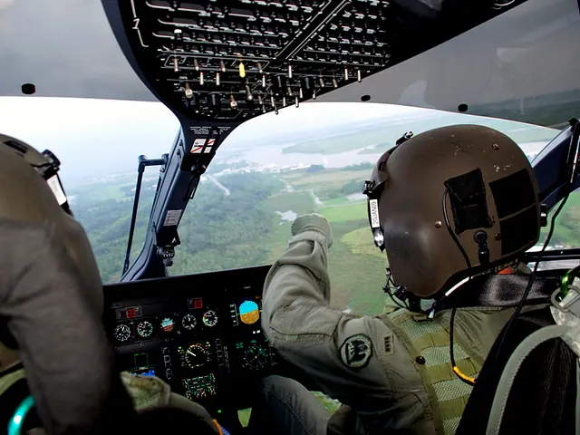 Airbus A320 passengers challenged in simulated attempts to manually land the aircraft in lieu of a...