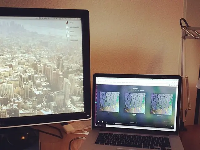 Examining Wiring Methods for Resistors: Series versus Parallel Arrangement