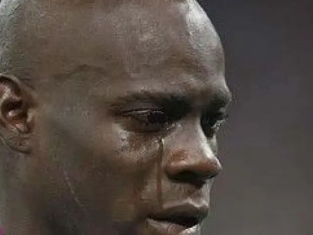 Differentiating Real Individuals from AI-Generated Models: A Query for Sumsubers