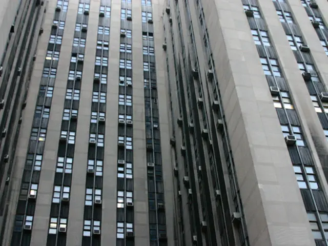 At CEDIA Expo 2025, Modern Atomics amplifies the power supply to automatic shade motors for various...