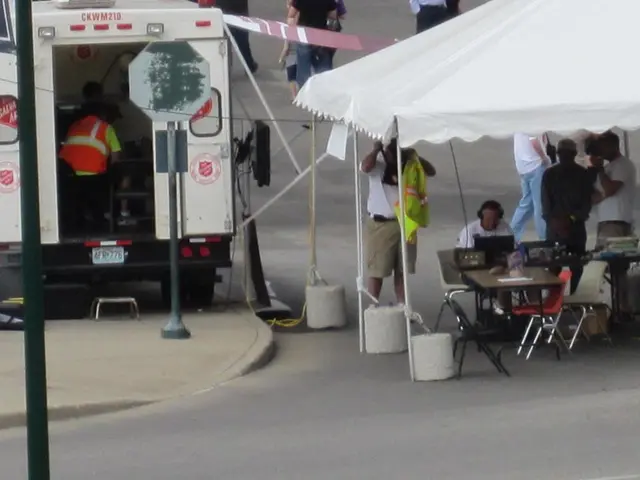 Subsidized Phone and Internet Services Extended to Hurricane Victims by FCC